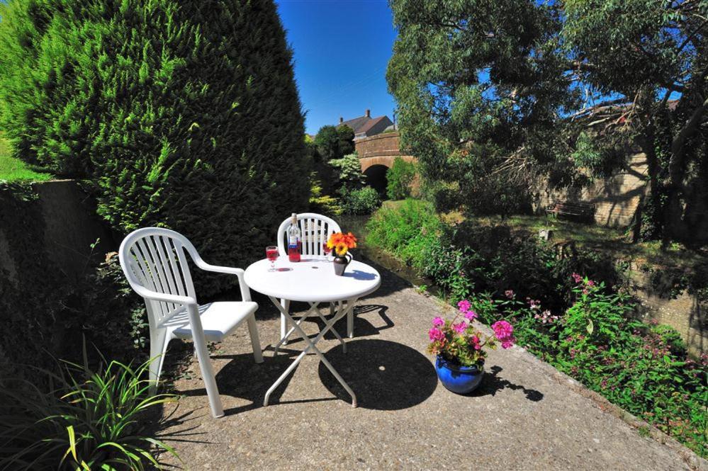 Bridge House Apartment Charmouth Extérieur photo